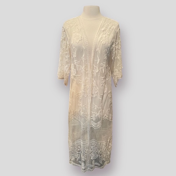 SOLD: Depop Vintage Lace Duster - Picture 1 of 4